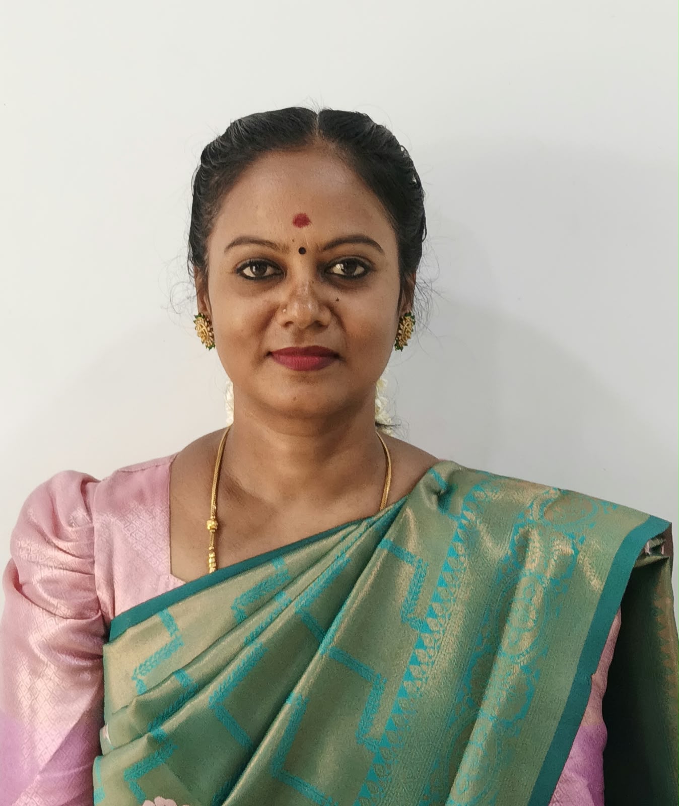 Mrs Kayalvizhi Arunanand